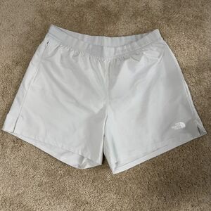 North Face lined shorts size M